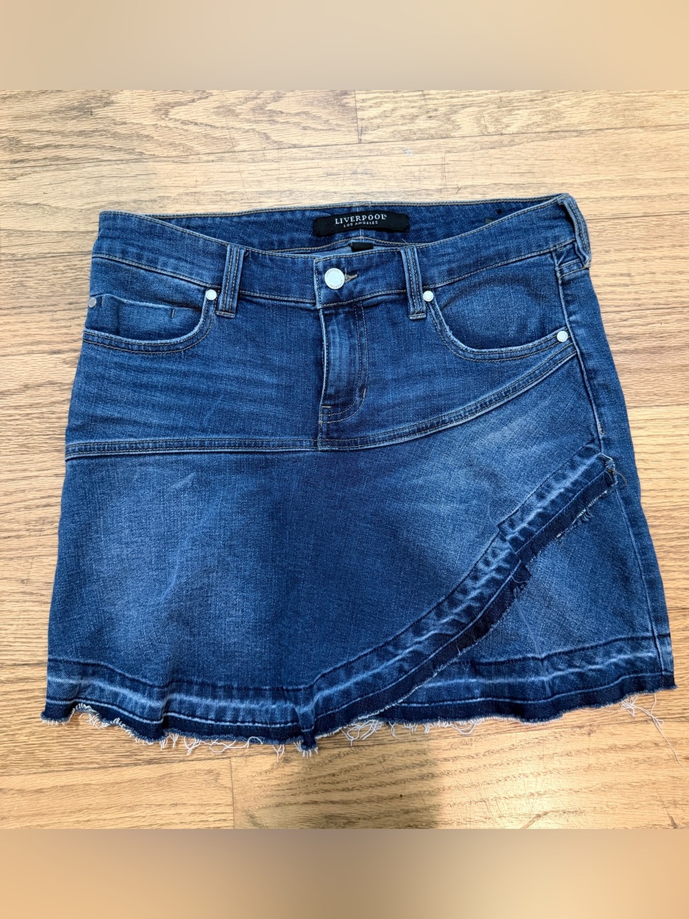 Liverpool Los Angeles Women's Short Jean Skirt Size 6/28